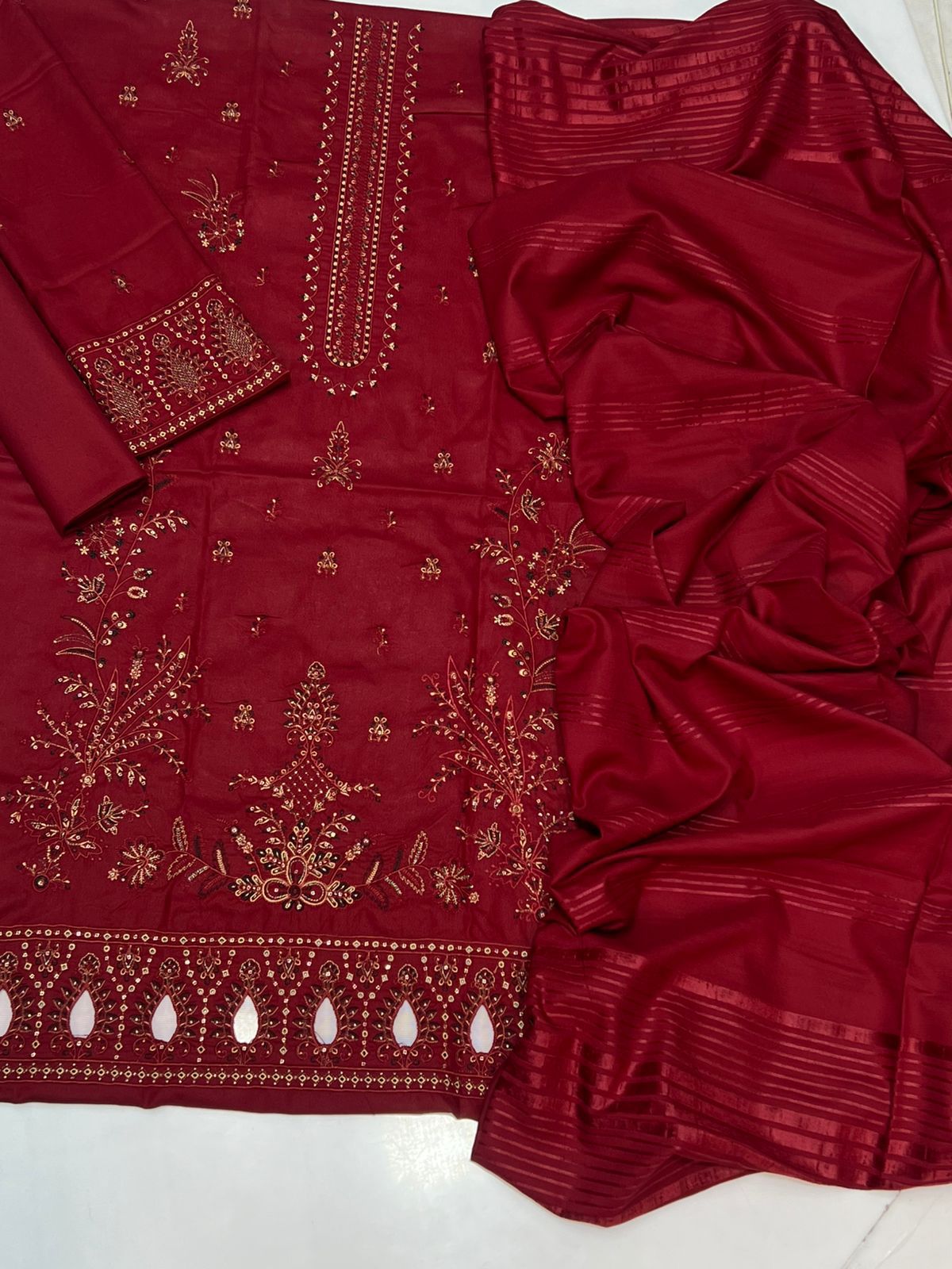 pakiza emb 3pc with fancy dupta